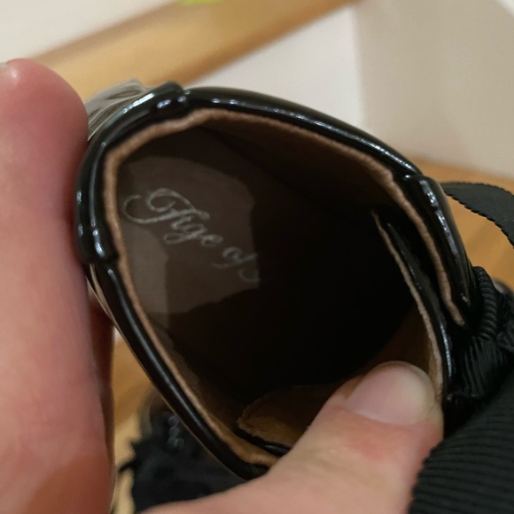 Age of Innocence Jane Booties size 23uk/7us black - Picture 6 of 6